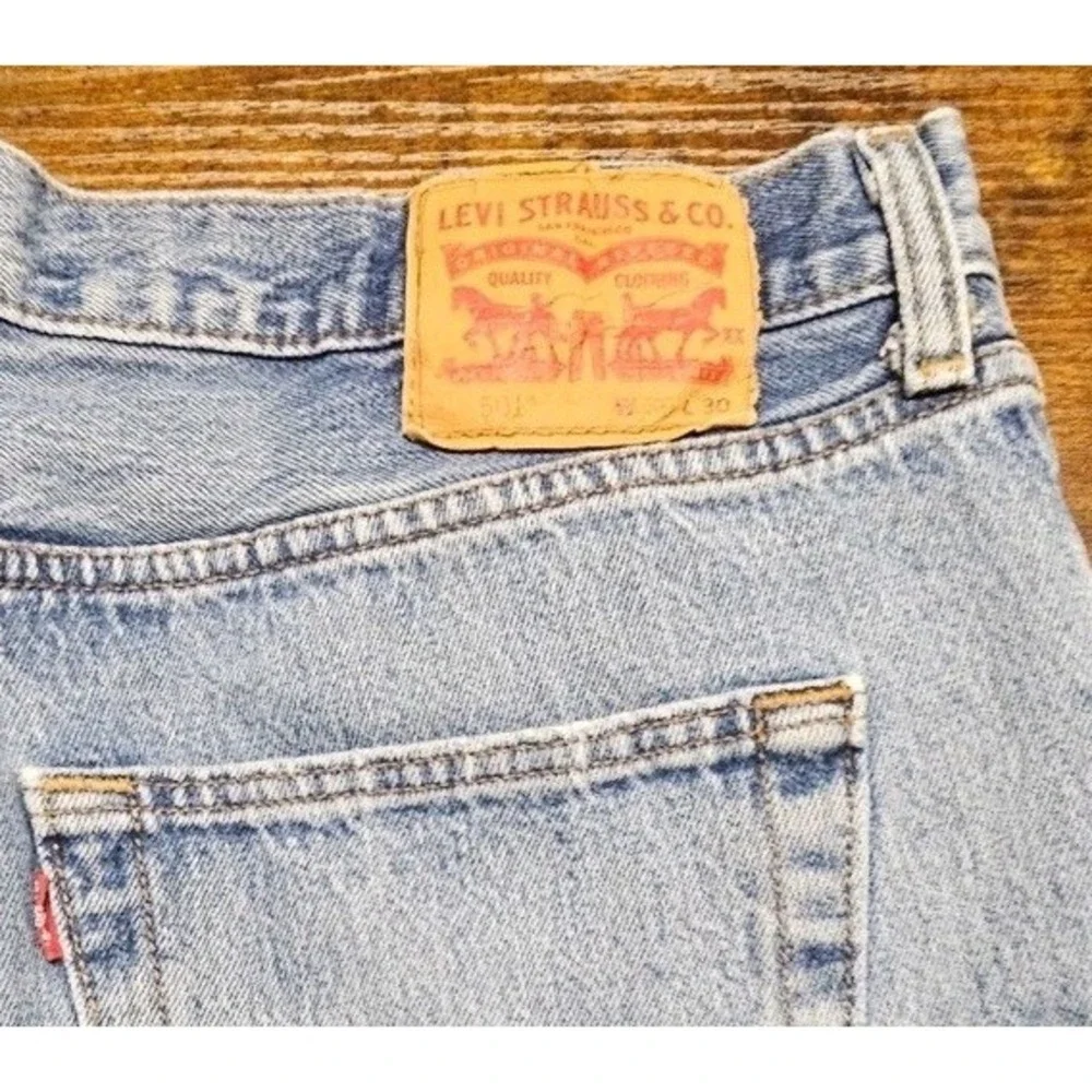 Levi's 501 Men's 36x30 Straight Leg Vintage Style Denim Blue‎ Jeans